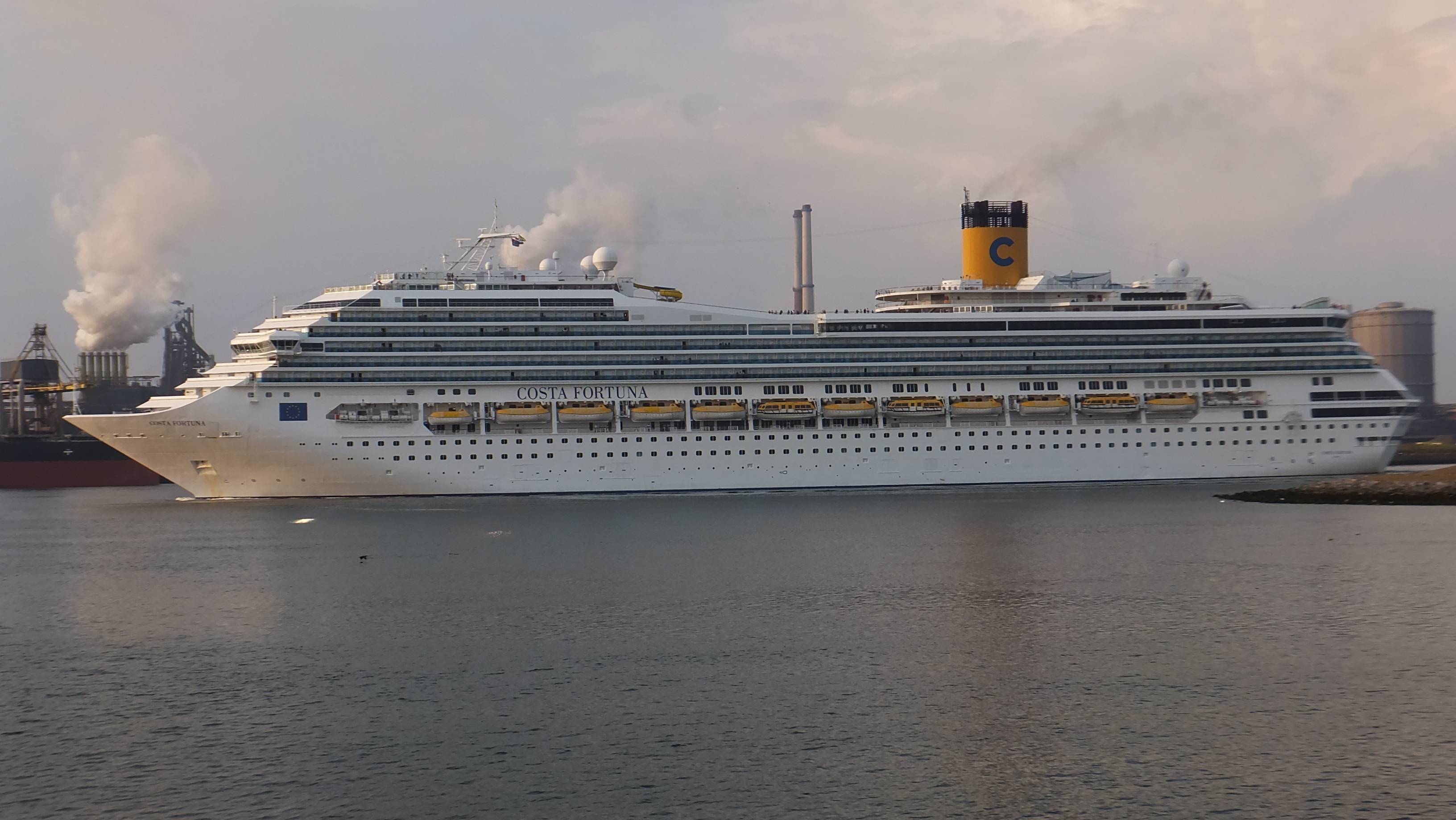 COSTA FORTUNA 